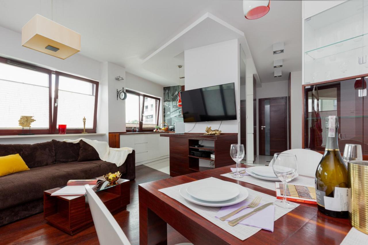 Spacious Suite With A Hammock And Terrace By Renters Prestige Warschau Buitenkant foto